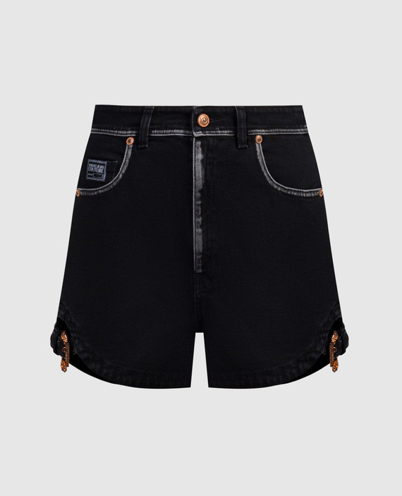 Black denim shorts with logo patch