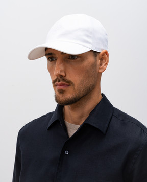Loro Piana Біла кепка з льону з вишивкою логотипа FAN1081