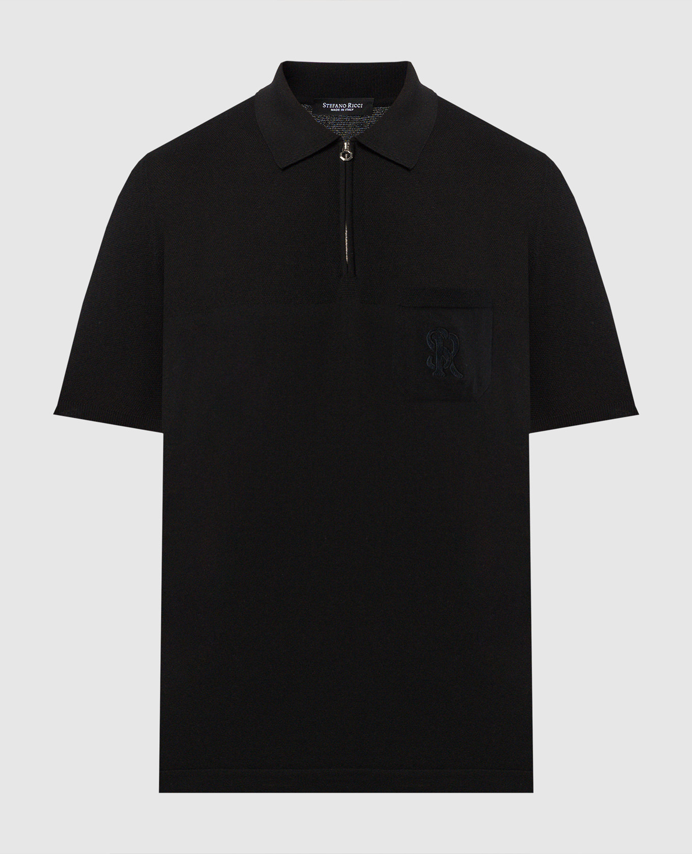 Черное поло с шелком с вышивкой логотипа монограммы.
