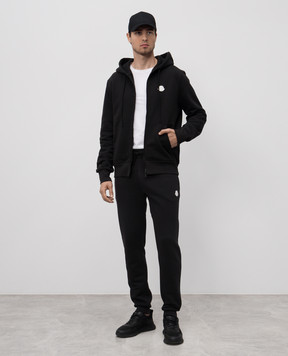 Moncler Чорна спортивна куртка з нашивкою логотипа K10918G0002389AEN