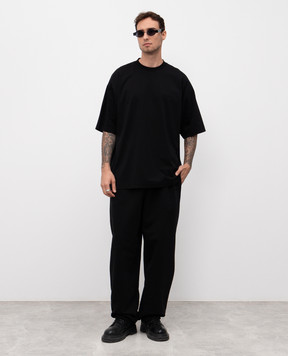 Vetements Черная футболка с вышивкой логотипа UH76TR100Bm
