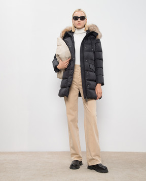 Moncler Черный пуховик Aphroti с мехом J20931C00047C0059