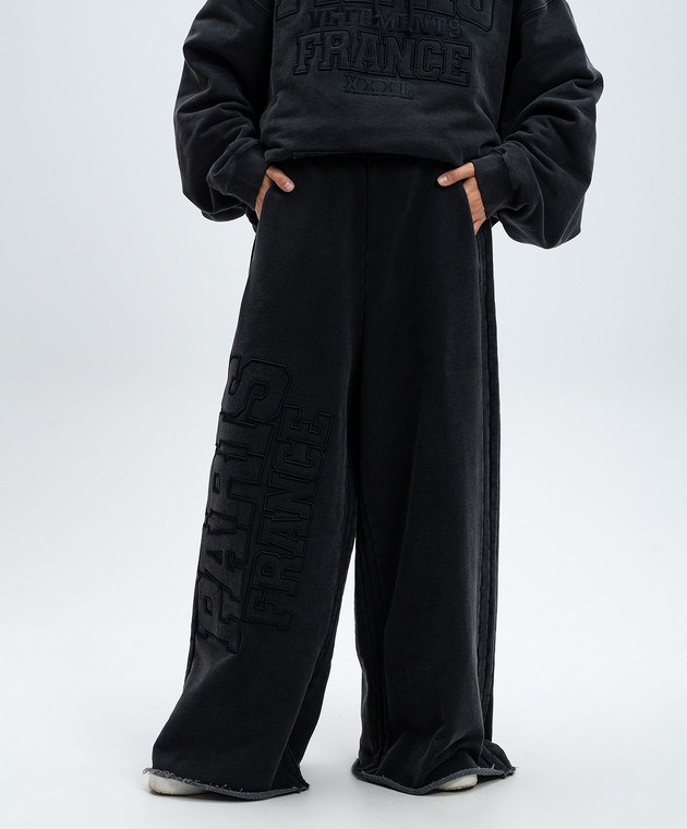 Vetements - Черные брюки с вышивкой UA65SP550BW купить в Symbol