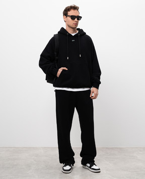Off-White Черные спортивные брюки с контрастным принтом OMCH054S25FLE003