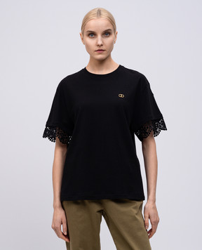Twinset Чорна футболка з мереживом та емблемою 251TT2410