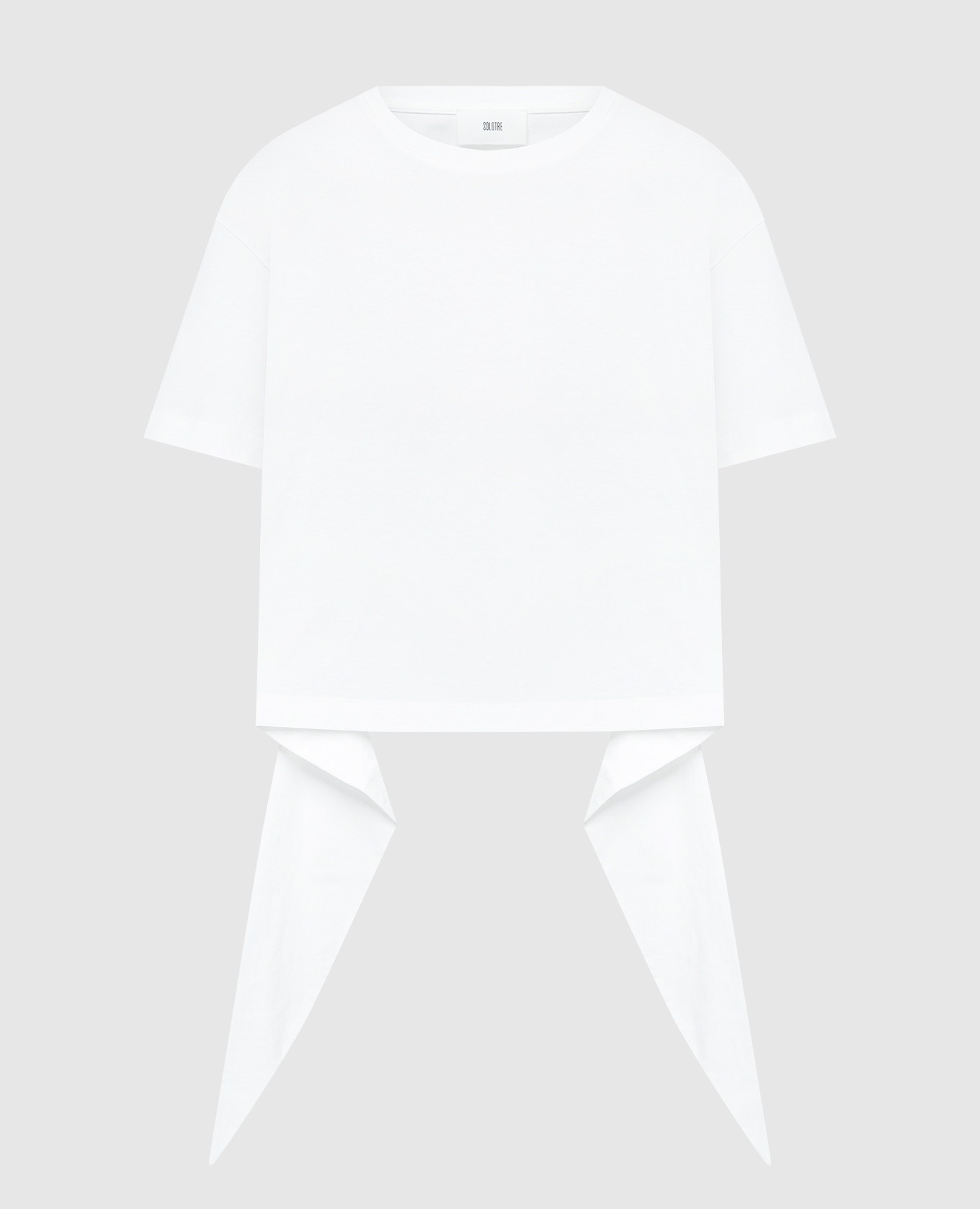 White t-shirt with an asymmetrical bottom