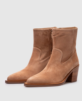 Stuart Weitzman Бежевые замшевые казаки TATE SK186