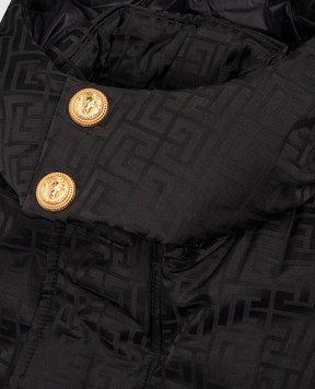 Balmain Дитяча чорна куртка в брендовий візерунок BX2P50B00921214
