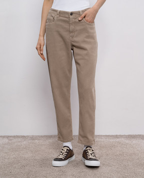 Brunello Cucinelli Бежевые джинсы с кожаным патчем логотипа MB057P5319