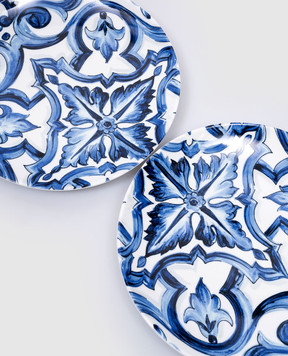 Dolce&Gabbana Набор фарфоровых обеденных тарелок в принт Blu Mediterraneo. TC0S04TCA38