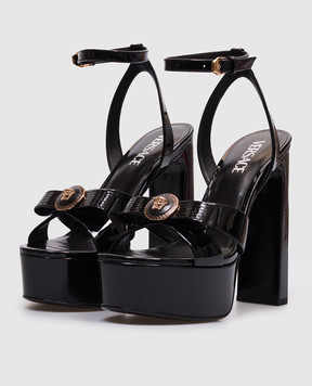 Versace Черные кожаные лакированные босоножки Gianni Ribbon 1017314D2VE
