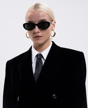 Saint Laurent Чорні сонцезахисні окуляри М154 з монограмою Cassandre 843070Y9956