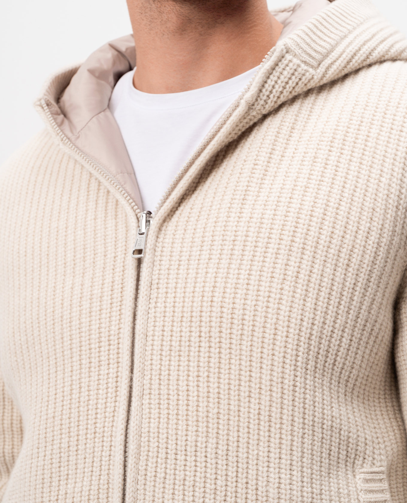 Moncler Бежевий двосторонній пуховик з вовною та кашеміром J20919B00035M4281 зображення 6