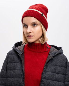 Brunello Cucinelli Червона шапка з кашеміру з ланцюжком моніль M12504979