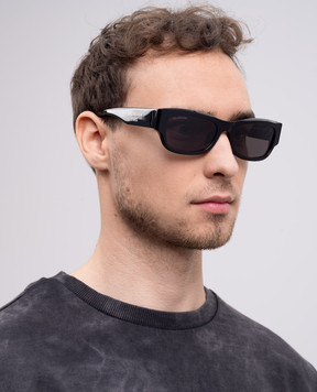 Balenciaga Черные очки с контрастным логотипом. 812869T0039