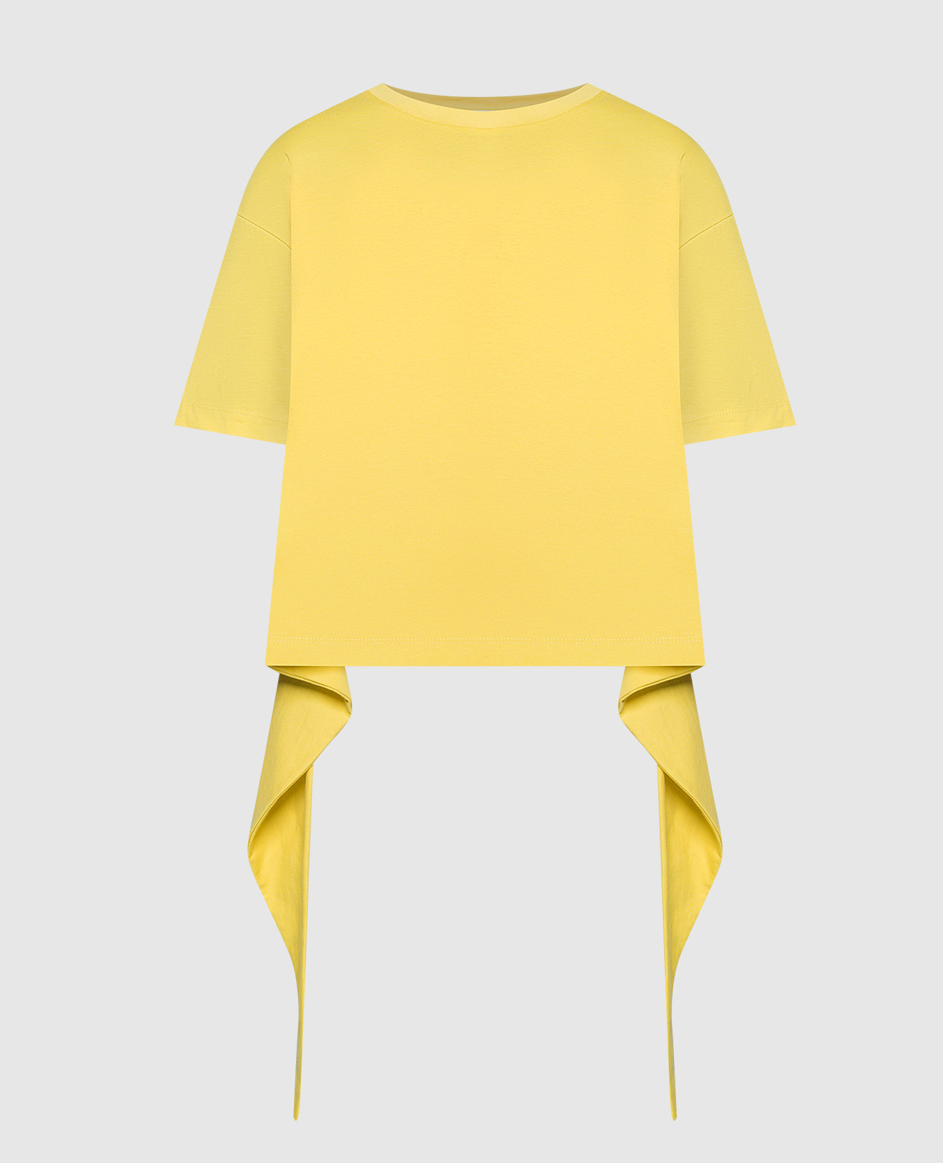Yellow t-shirt with an asymmetrical bottom