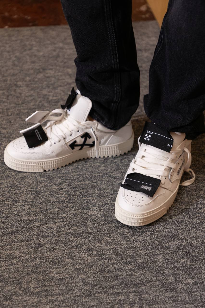 ★yk0330★ Off-White - Белые кеды Low Top 3.0 Off Court с нашивками