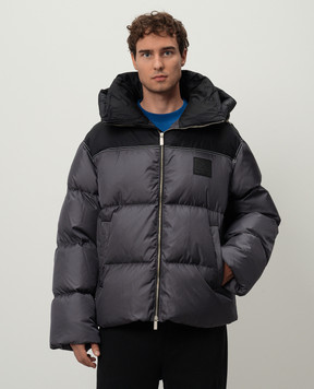 Off-White Серый пуховик с логотипом патча Arrow OMEJ002F24FAB001