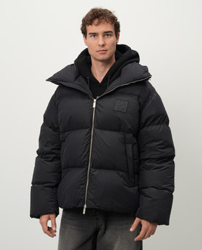 Off-White Черный пуховик с логотипом патча Arrow OMEJ002C99FAB001