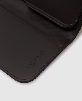 Bottega Veneta Коричневий шкіряний чохол-книжка Foglio для Iphone 16 Pro 838801V2HL0