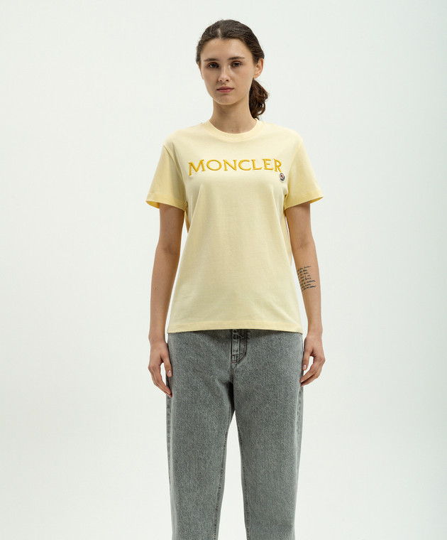 Moncler Женская футболка с фактурной вышивкой логотипа 8C00006829HP изображение 3