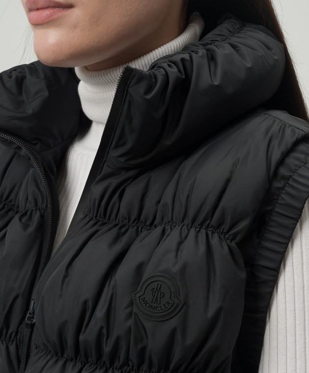 Moncler Черный стеганый пуховой жилет Apriate J20931A000265973I изображение 5