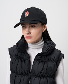 Moncler Grenoble Чорна кепка з нашивкою логотипа J20983B0000204863