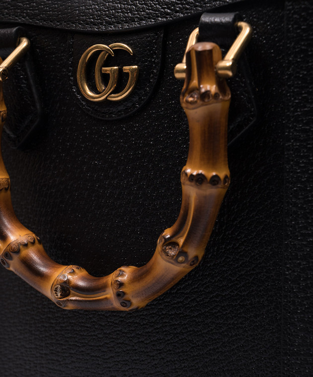 Gucci - Черная кожаная сумка с металлическим логотипом с ручками
