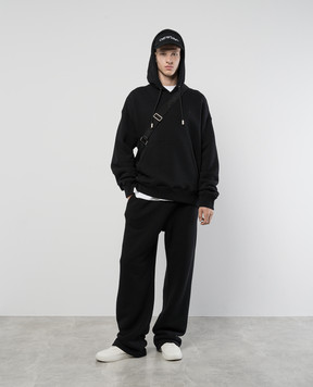 Off-White Черные спортивные брюки с вышивкой логотипа монограммы OMCH054C99FLE002