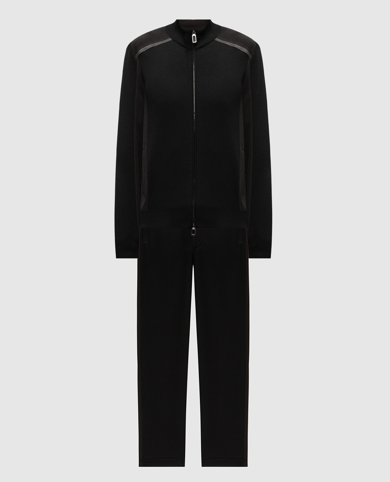 

Черный спортивный костюм из шерсти и шелка со вставками из кожи крокодила., Спортивные костюмы